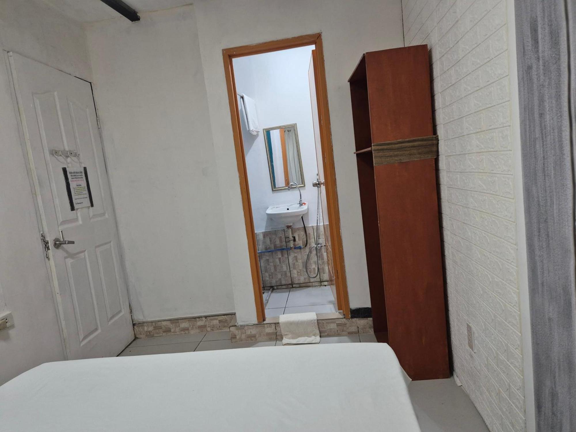 Larmar Bed And Breakfast Puerto Princesa Exterior foto